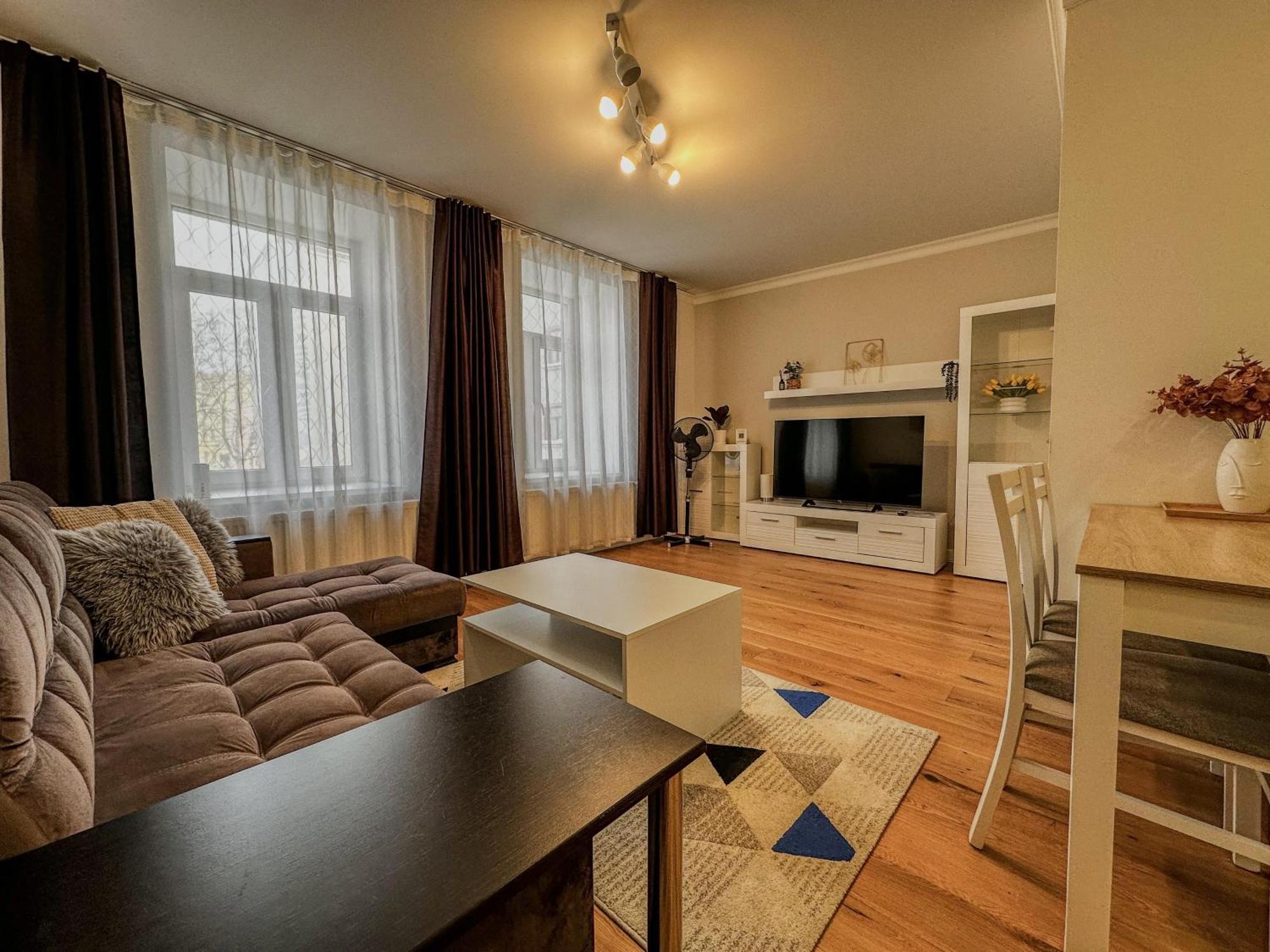 One Bedroom Promenade Apartment Riga Exterior foto